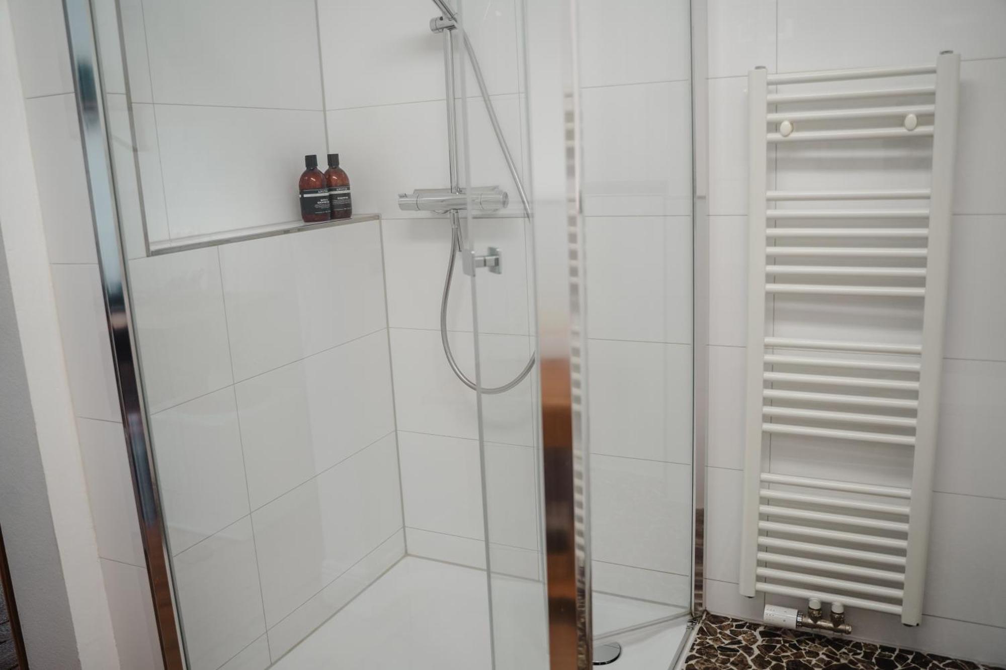II Gemuetliches 1-Zimmer-Apartment & Eigenes Bad II Koblenz  Luaran gambar